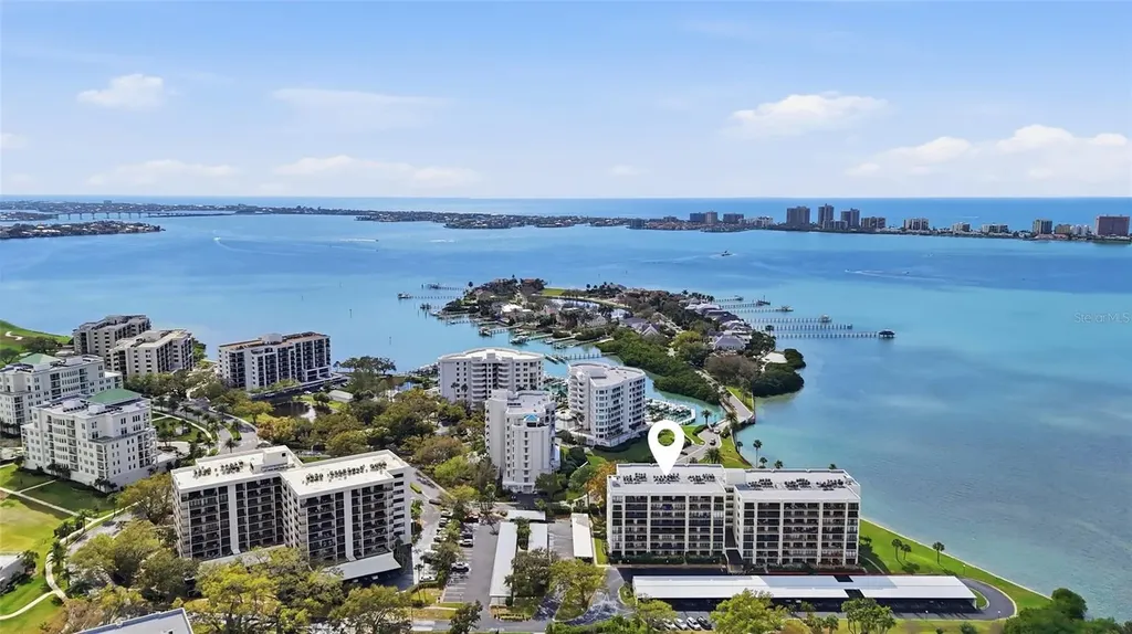 100 Oakmont Lane Belleair FL 33756
