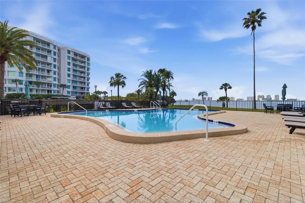 100 Oakmont Lane Belleair FL 33756