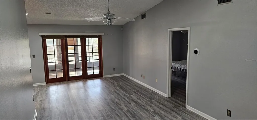 4075 Shoreside Circle Tampa FL 33624
