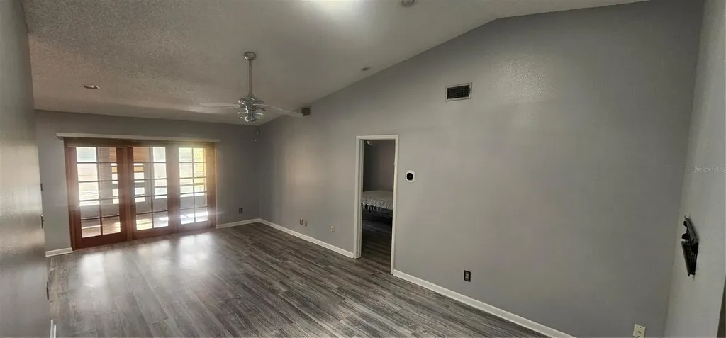 4075 Shoreside Circle Tampa FL 33624