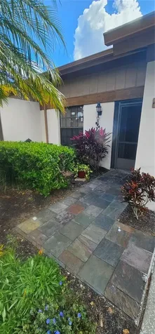4075 Shoreside Circle Tampa FL 33624