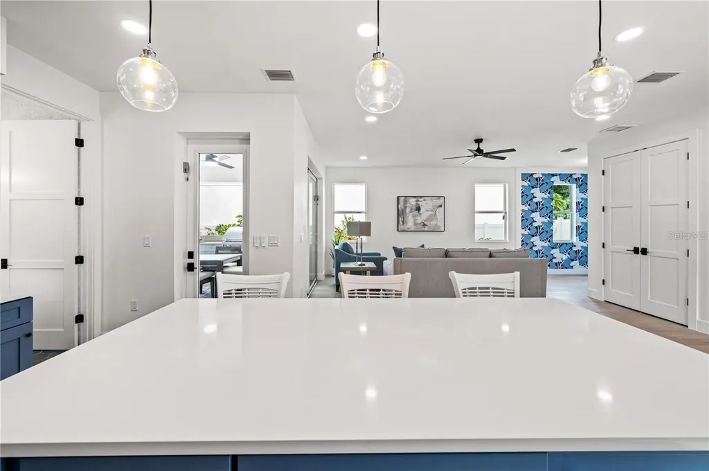 1647 Siesta Drive Sarasota FL 34239