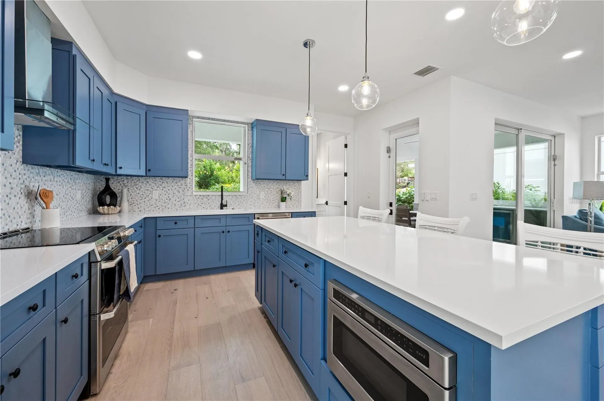 1647 Siesta Drive Sarasota FL 34239