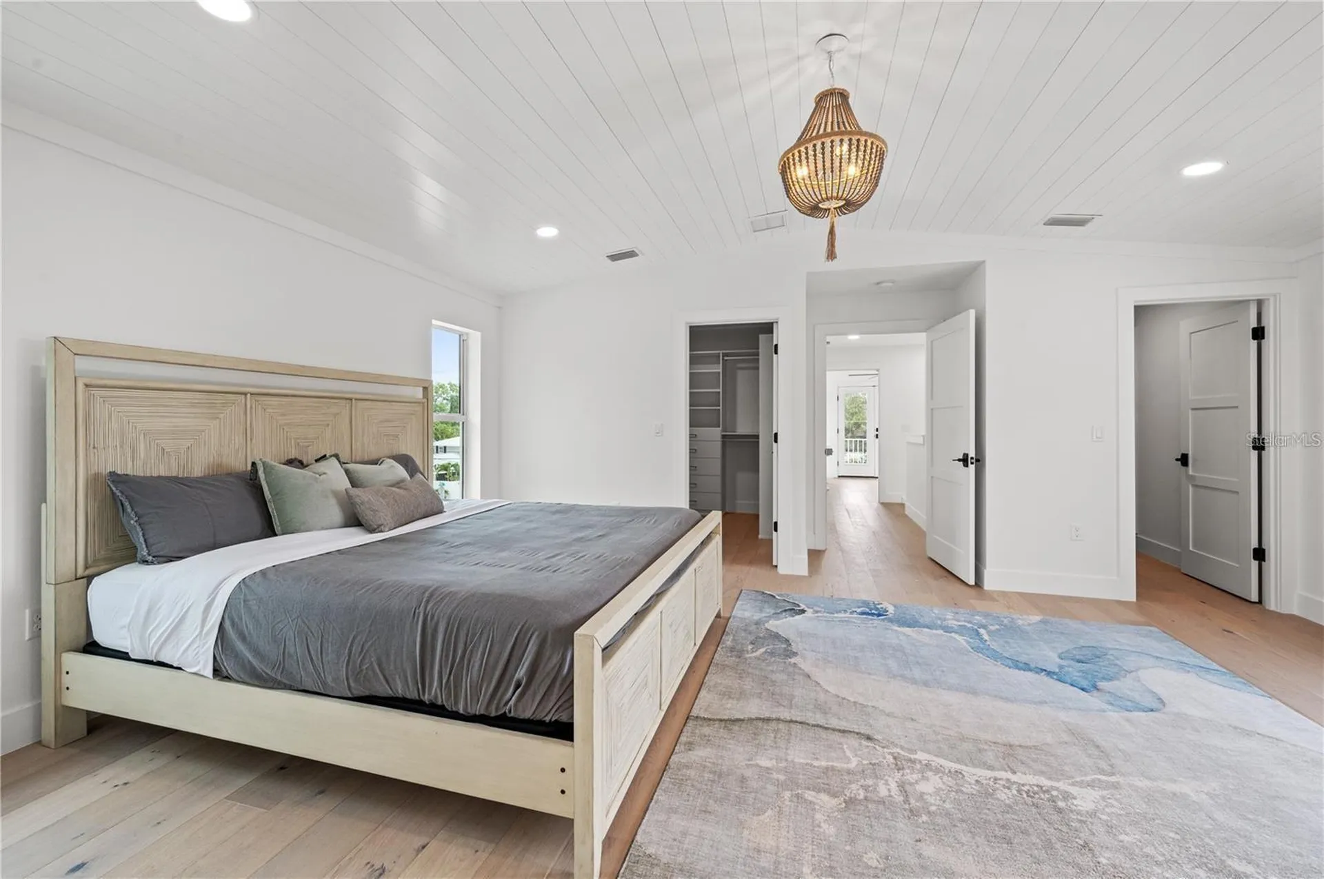 1647 Siesta Drive Sarasota FL 34239
