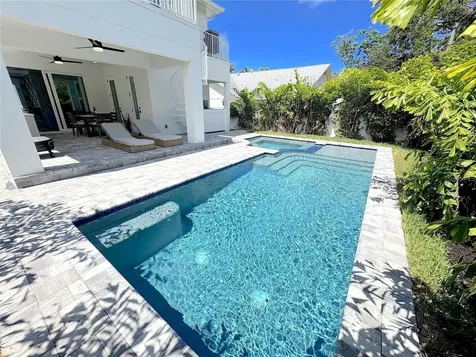 1647 Siesta Drive Sarasota FL 34239