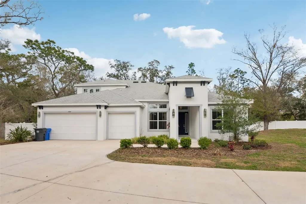 2304 Clement Road Lutz FL 33549