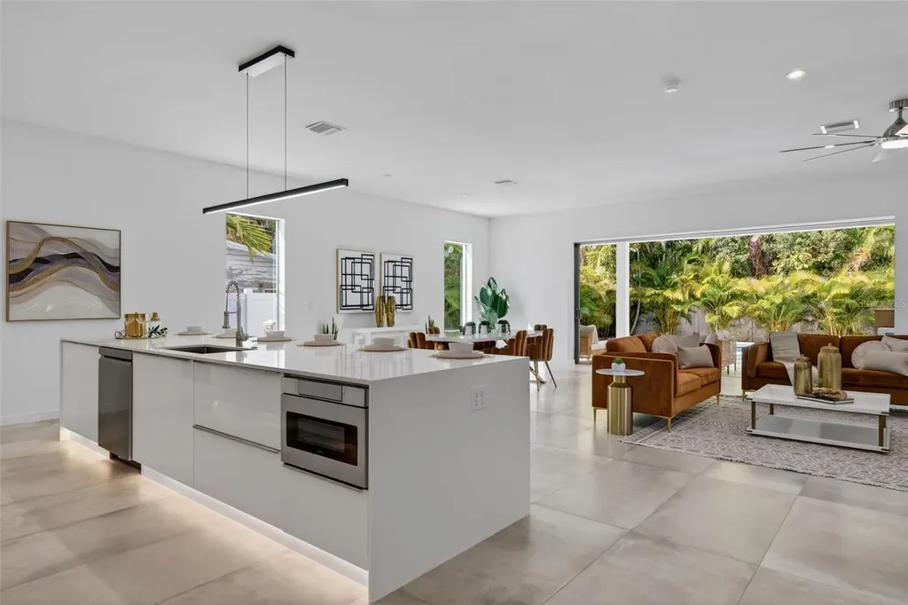 1671 Arlington Street Sarasota FL 34239