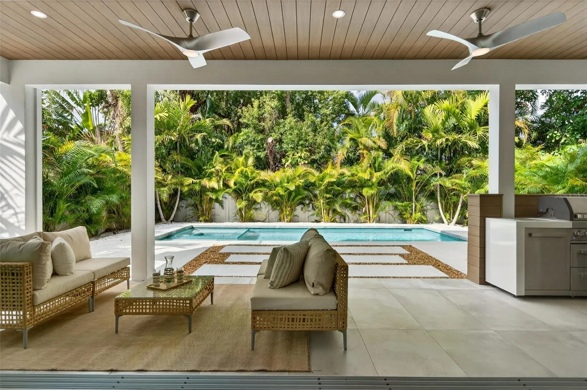1671 Arlington Street Sarasota FL 34239