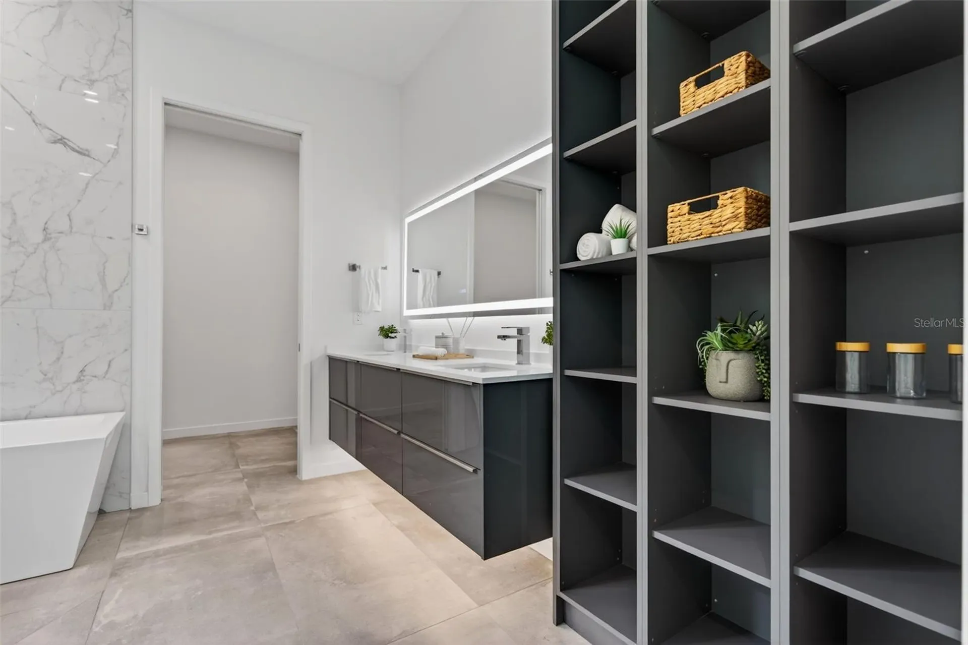 1671 Arlington Street Sarasota FL 34239