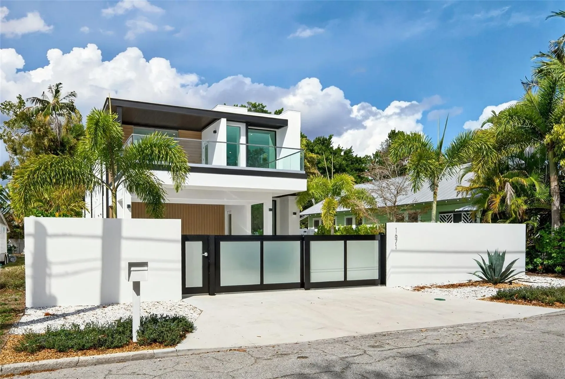 1671 Arlington Street Sarasota FL 34239