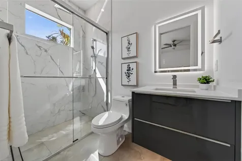 1671 Arlington Street Sarasota FL 34239