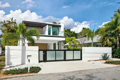 1671 Arlington Street Sarasota FL 34239