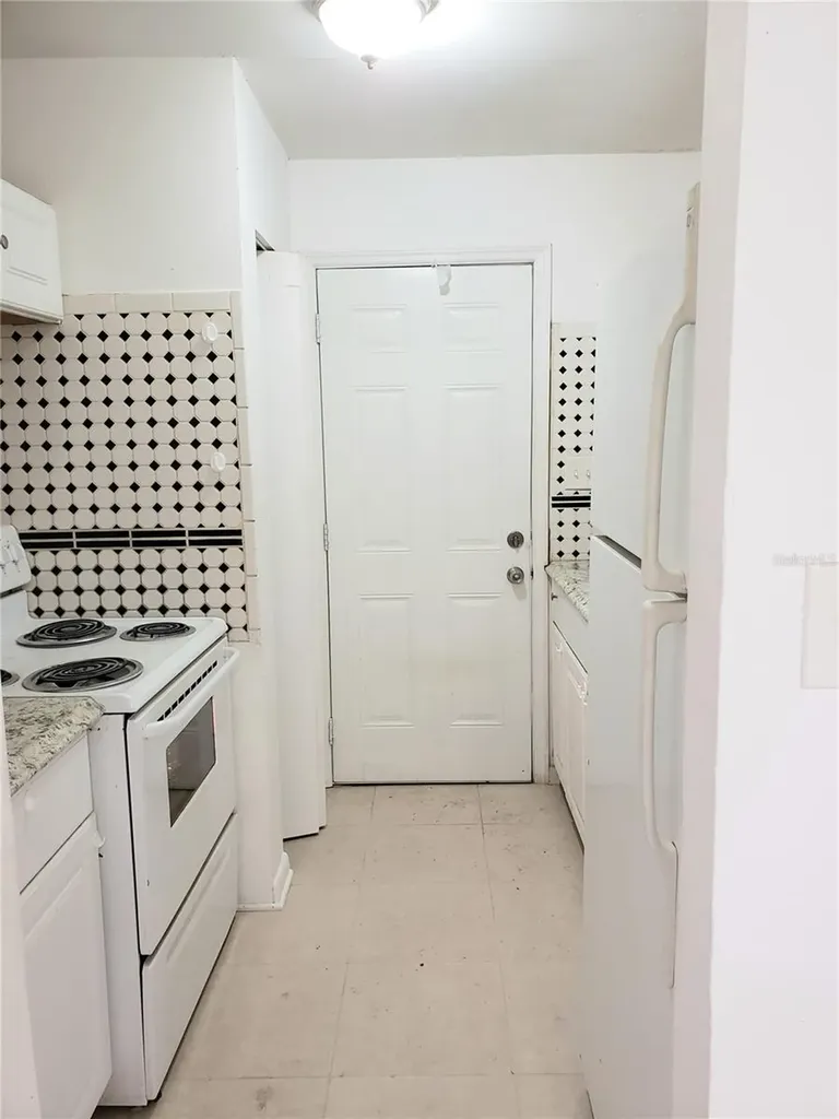 8215 Klondyke Street Tampa FL 33604