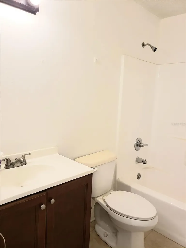8215 Klondyke Street Tampa FL 33604