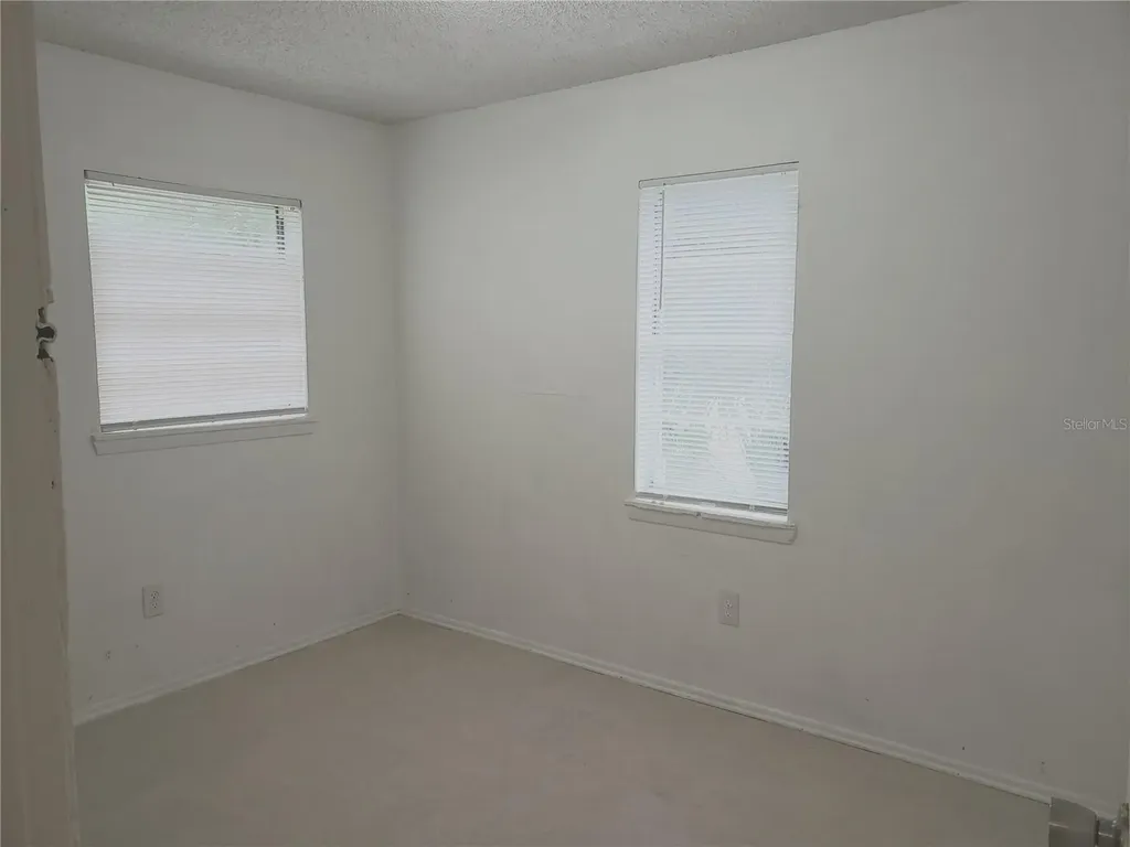8215 Klondyke Street Tampa FL 33604