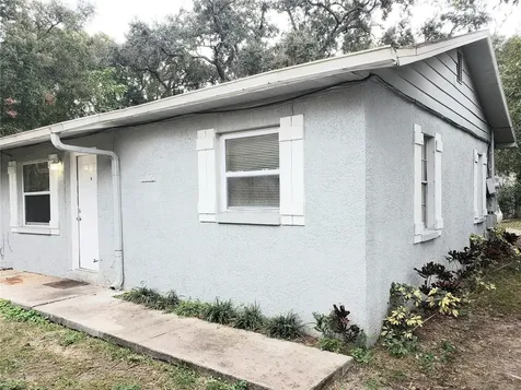8215 Klondyke Street Tampa FL 33604