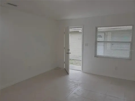 8215 Klondyke Street Tampa FL 33604