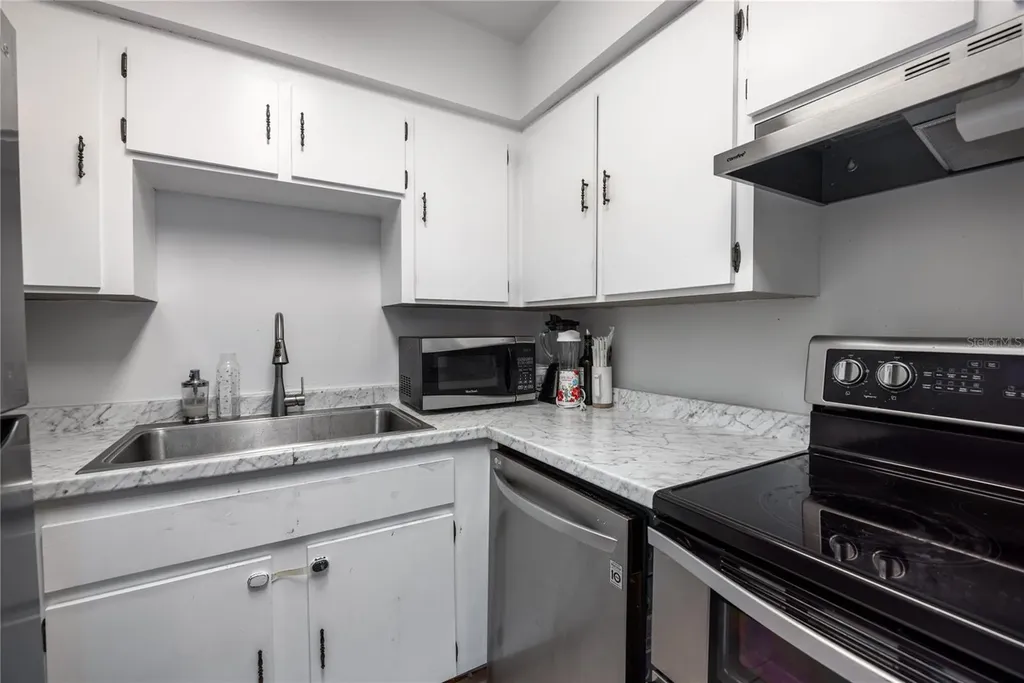 2635 SW 35th Place Gainesville FL 32608