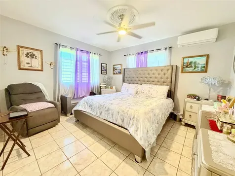 150 Santa Catalina Coamo PR 00769
