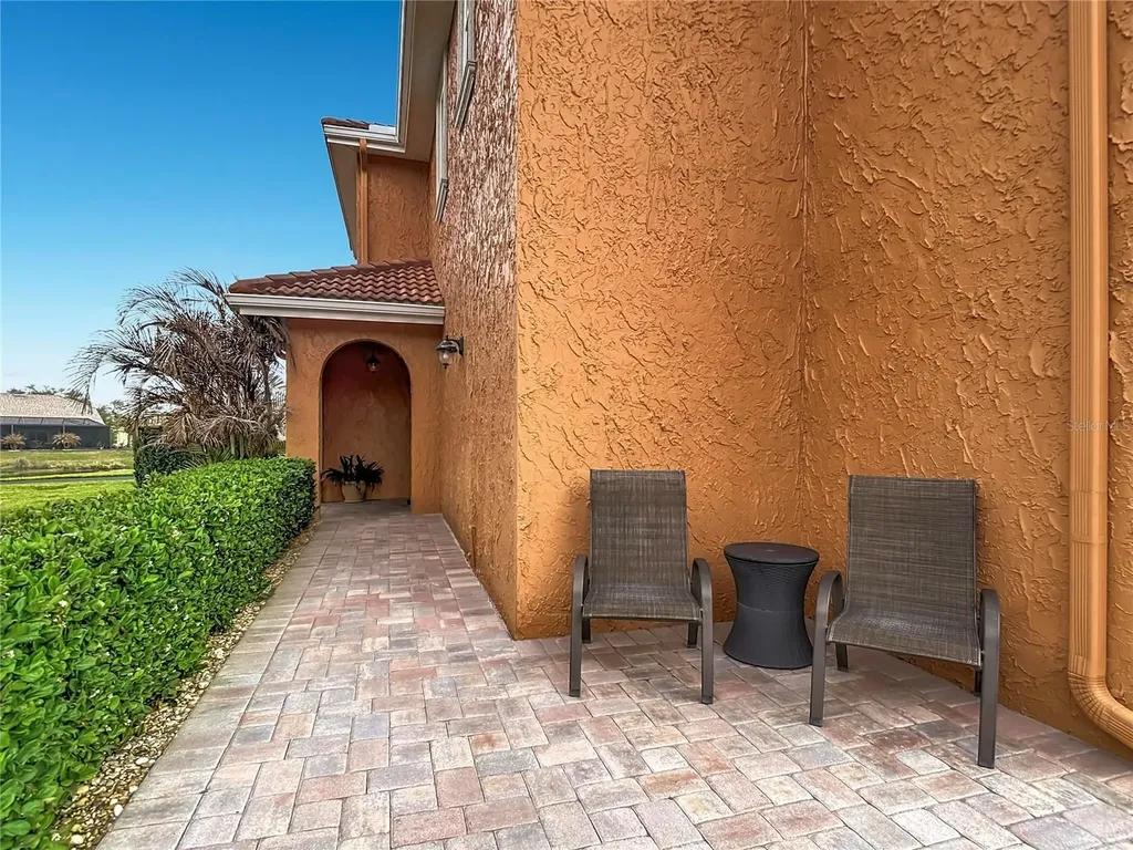 6828 Sombras Way Land O Lakes FL 34637
