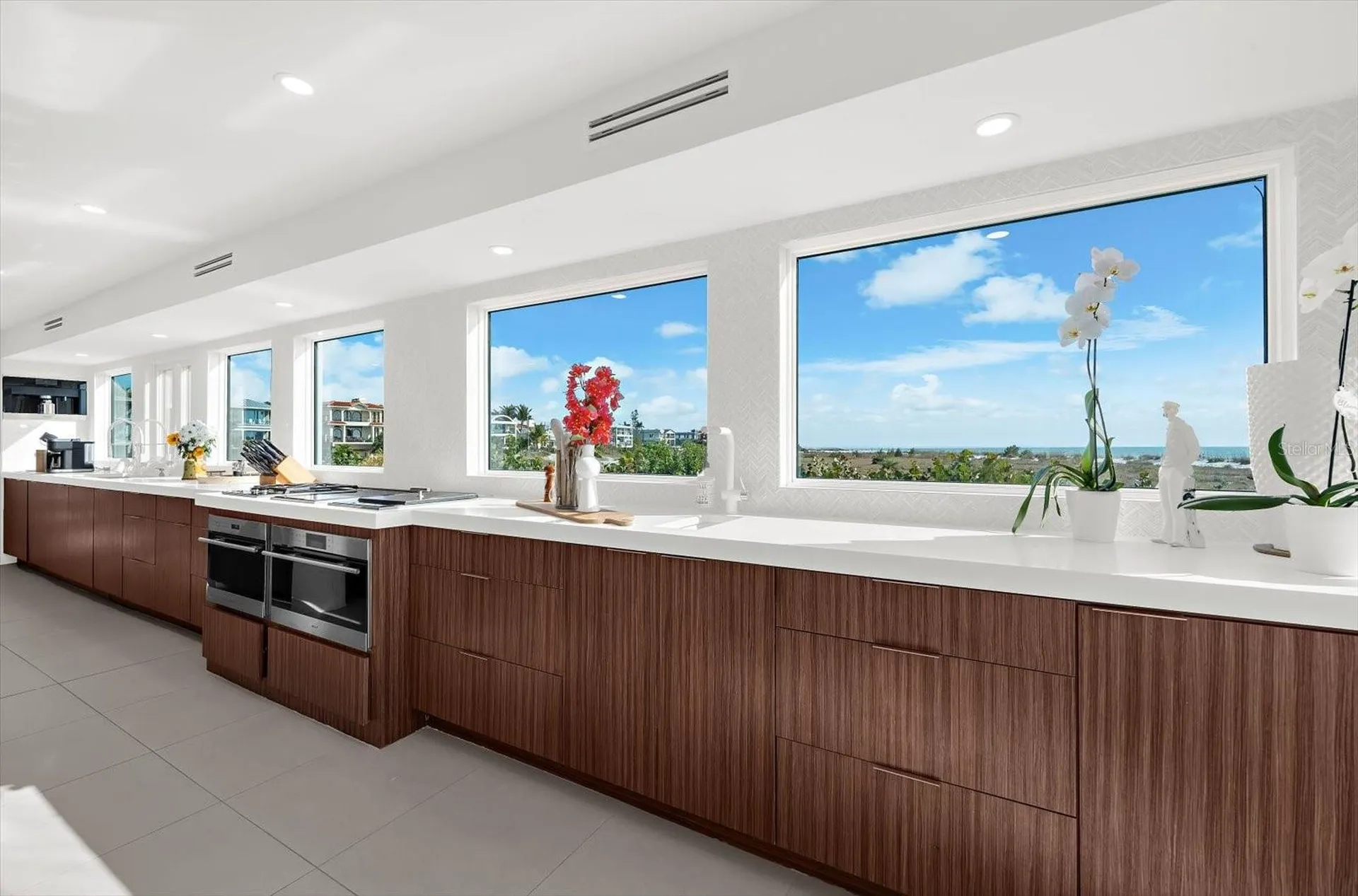 811 N Shore Drive Anna Maria FL 34216