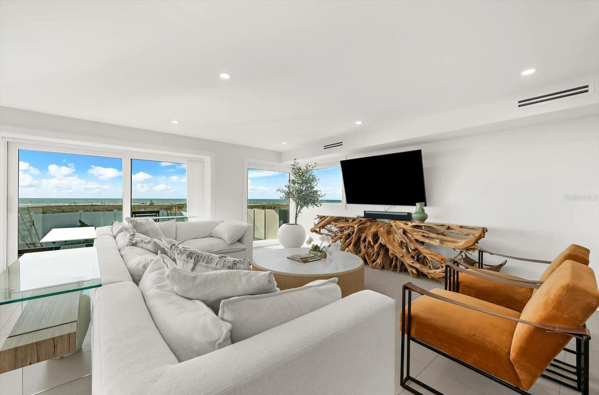 811 N Shore Drive Anna Maria FL 34216