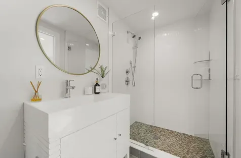 811 N Shore Drive Anna Maria FL 34216
