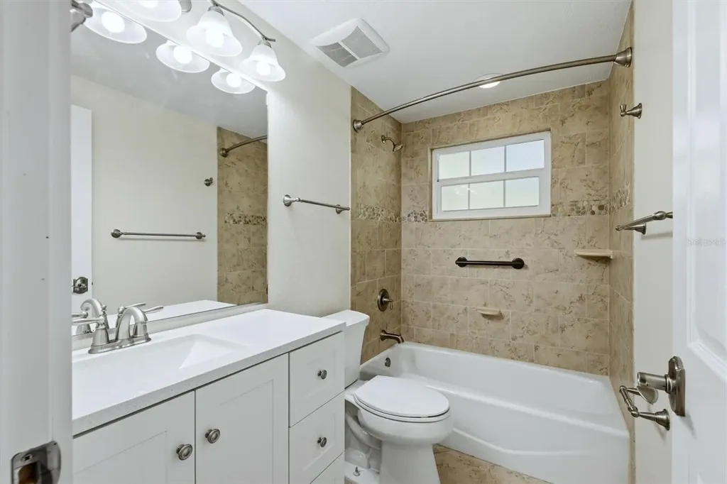 5803 De Palmas Avenue Holmes Beach FL 34217