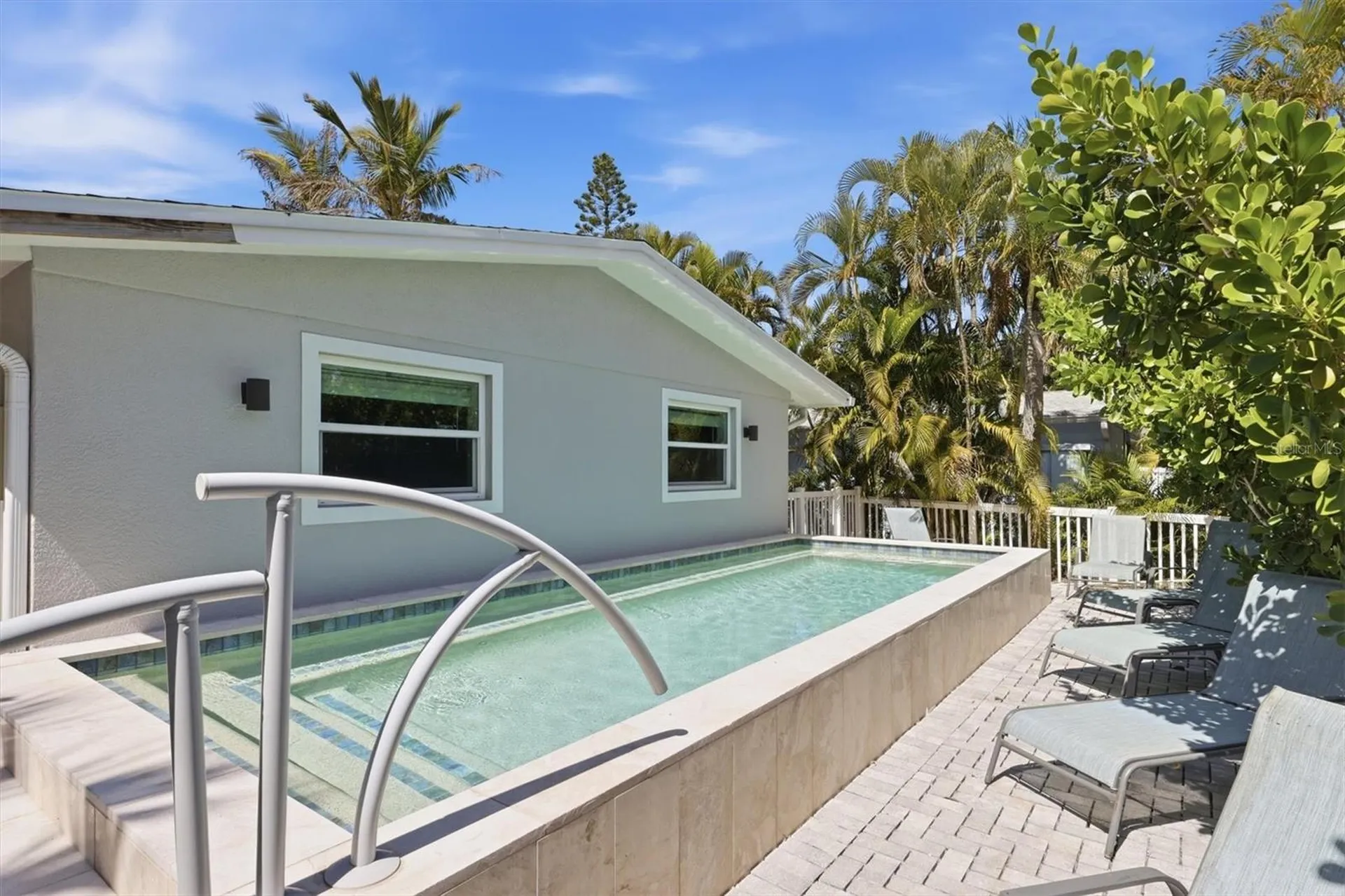 5803 De Palmas Avenue Holmes Beach FL 34217