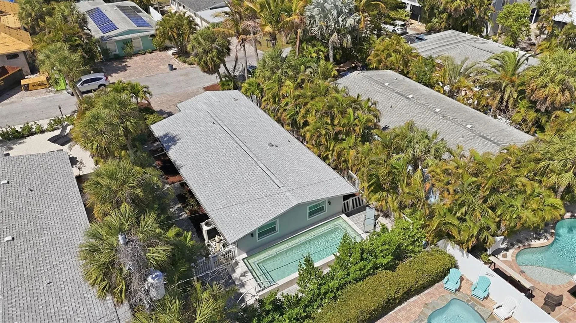 5803 De Palmas Avenue Holmes Beach FL 34217