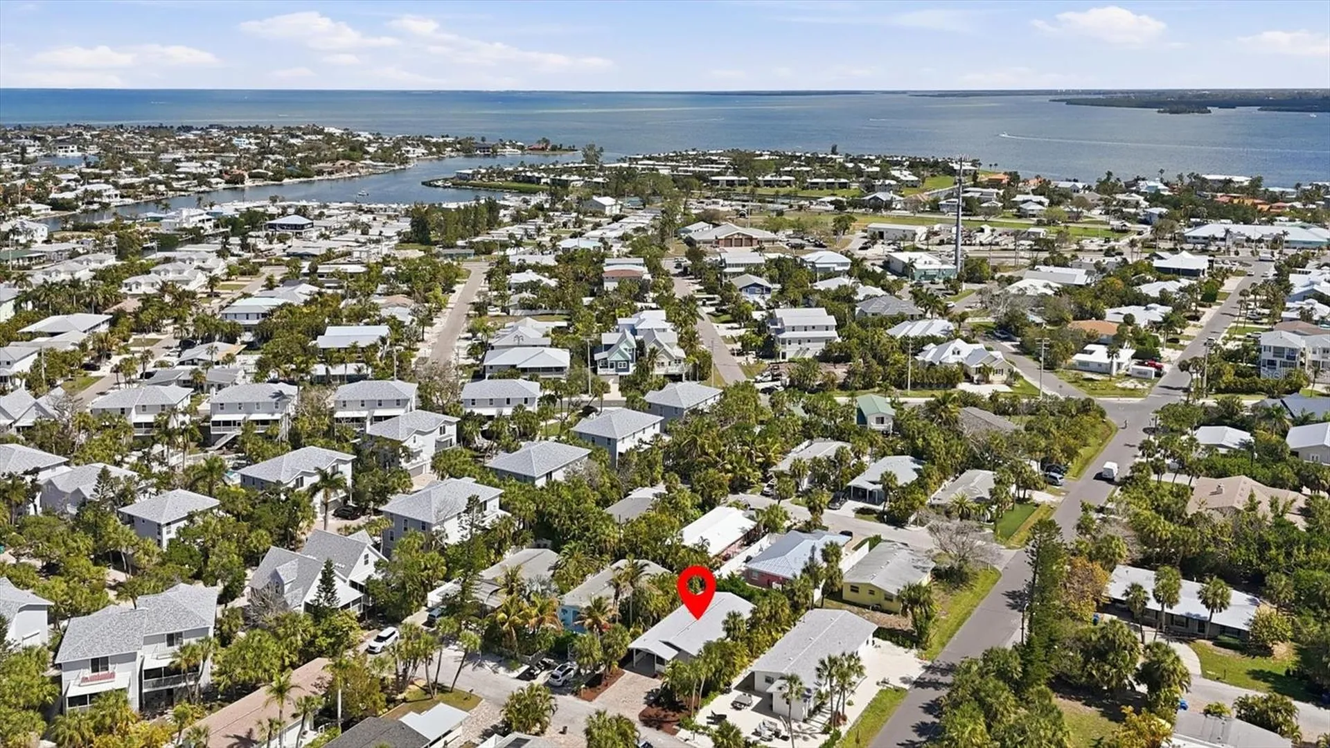 5803 De Palmas Avenue Holmes Beach FL 34217