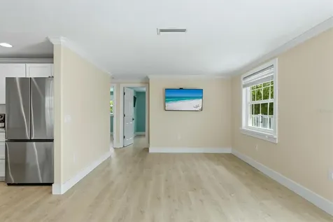 5803 De Palmas Avenue Holmes Beach FL 34217
