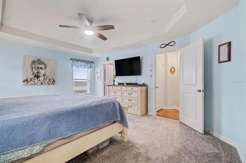 2449 Begonia Street Mascotte FL 34753