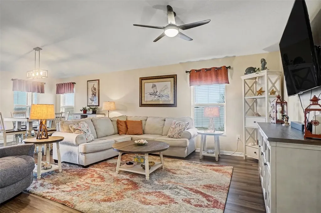 2449 Begonia Street Mascotte FL 34753