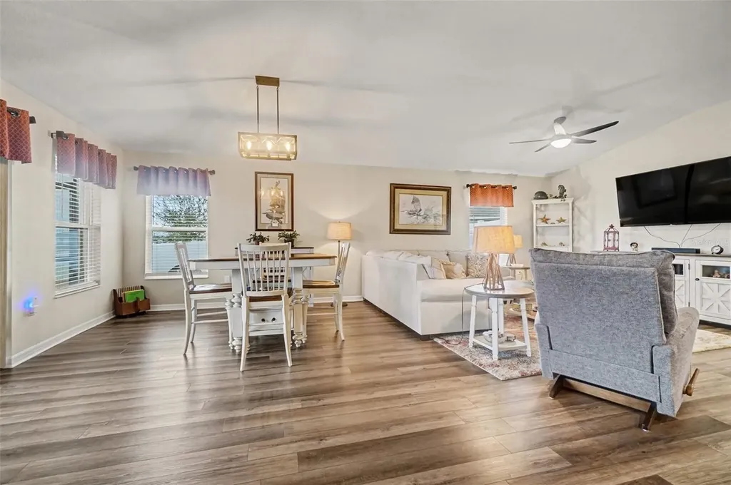 2449 Begonia Street Mascotte FL 34753