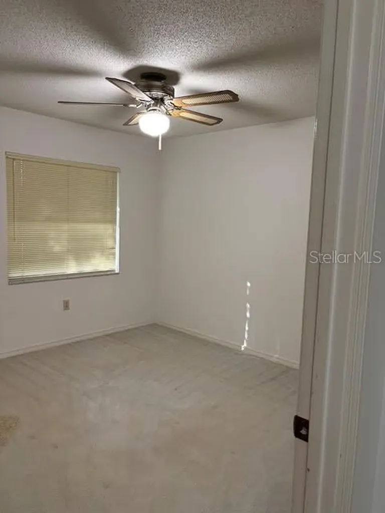 1638 Lamplighter Way Orlando FL 32818