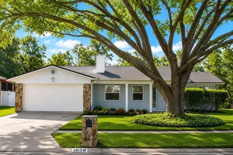 1638 Lamplighter Way Orlando FL 32818
