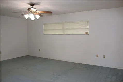 1638 Lamplighter Way Orlando FL 32818