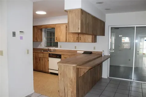 1638 Lamplighter Way Orlando FL 32818