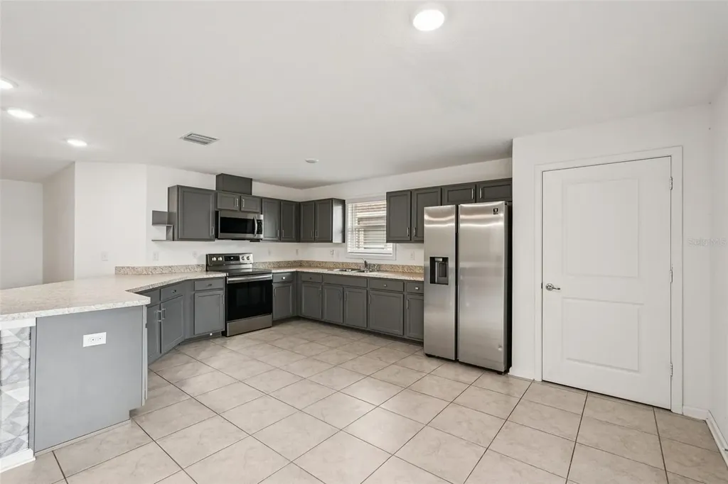 1551 Blue Bayou Circle Ruskin FL 33570