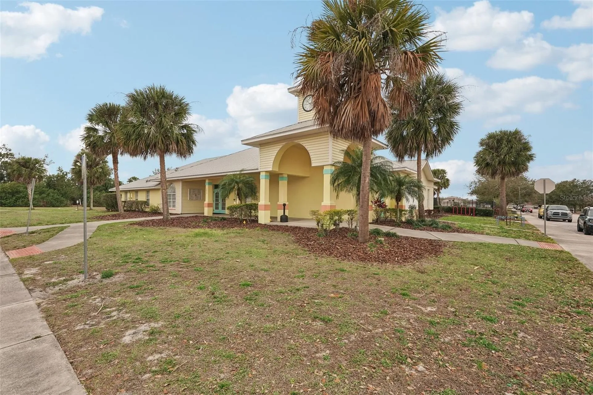 1551 Blue Bayou Circle Ruskin FL 33570