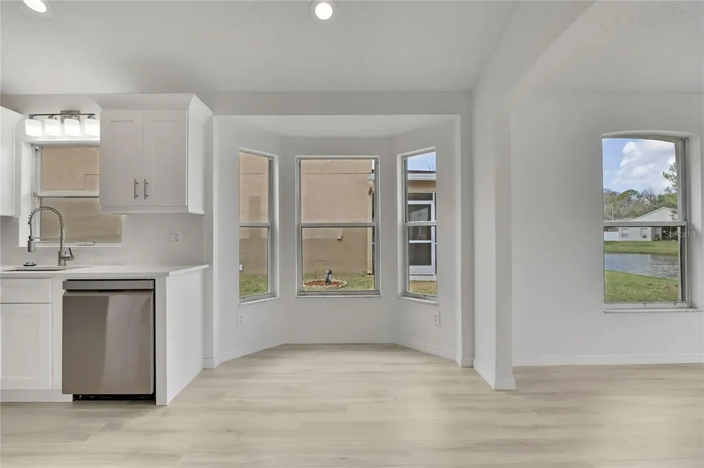 545 Lake Cypress Circle Oldsmar FL 34677