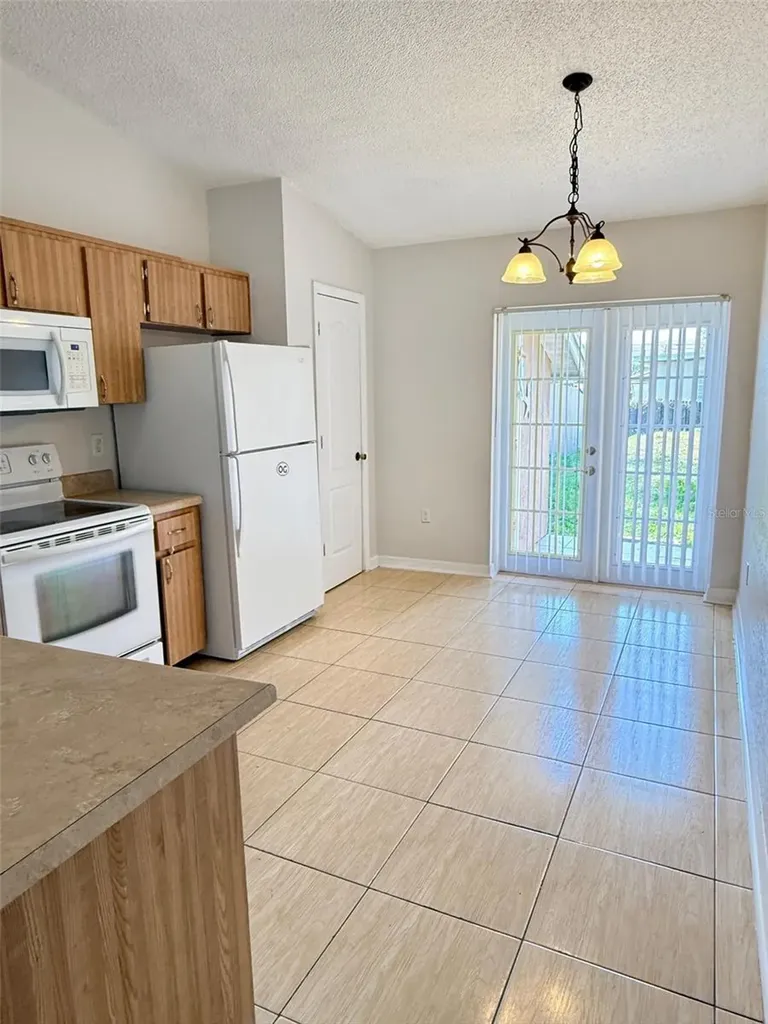 908 Tucker Avenue Orlando FL 32807