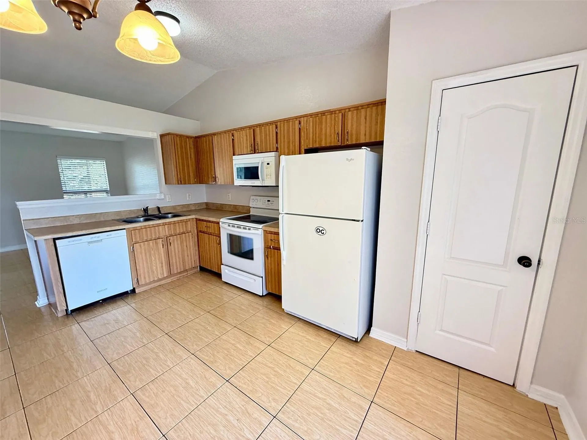 908 Tucker Avenue Orlando FL 32807