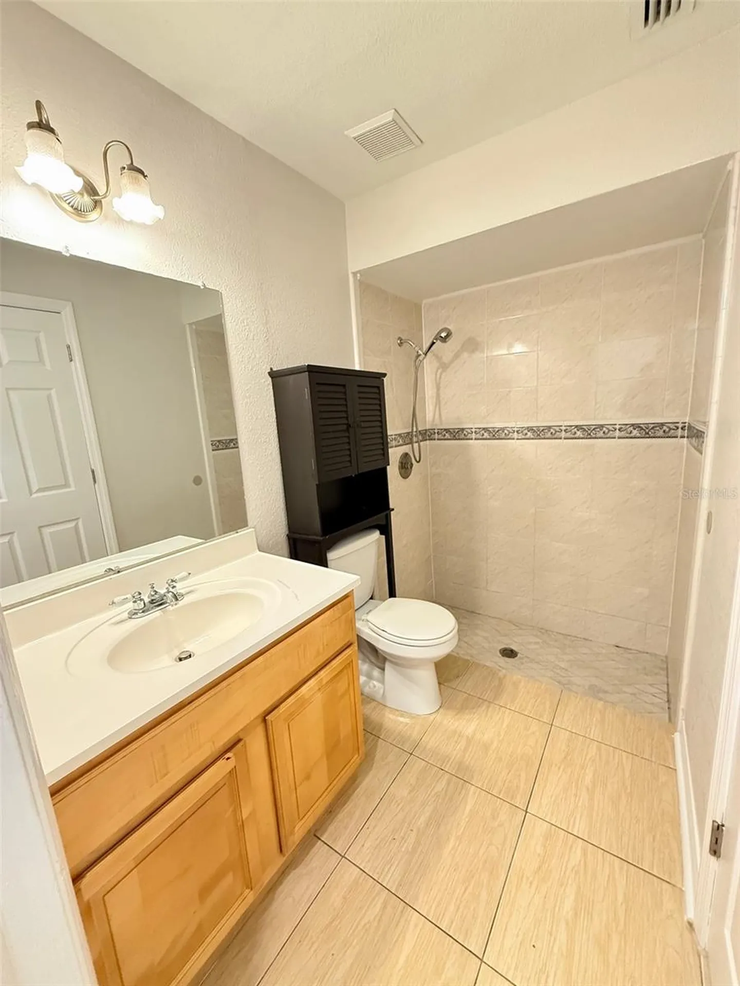 908 Tucker Avenue Orlando FL 32807