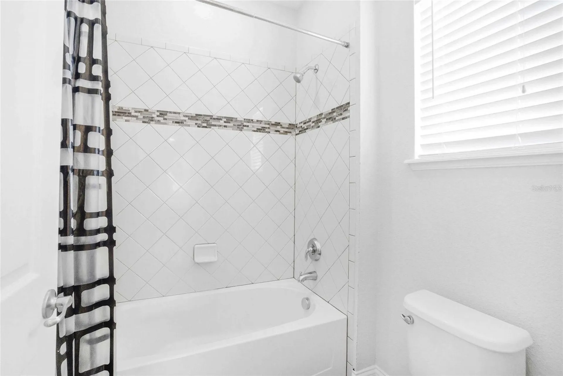 18002 Bellezza Drive Orlando FL 32820