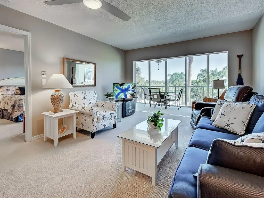 408 Cerromar Circle S Venice FL 34293