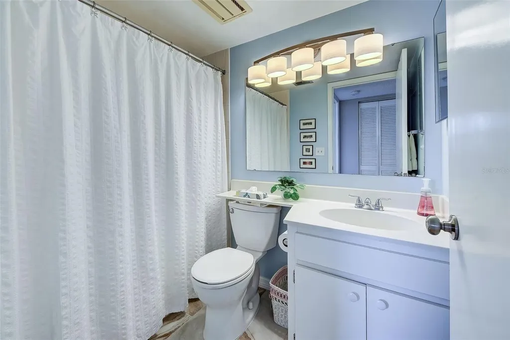 408 Cerromar Circle S Venice FL 34293
