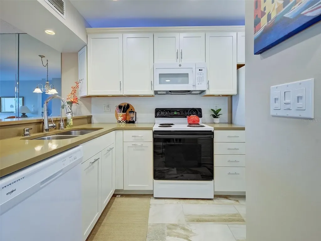 408 Cerromar Circle S Venice FL 34293