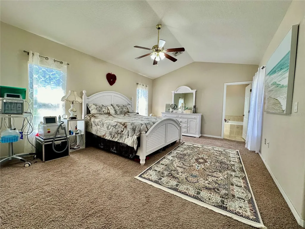 1947 Fairway Loop Kissimmee FL 34746